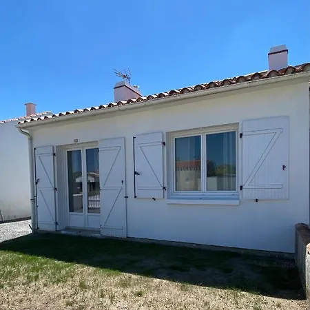 بيت للعطل Chaleureuse Maison Proche Centre-ville شلانس